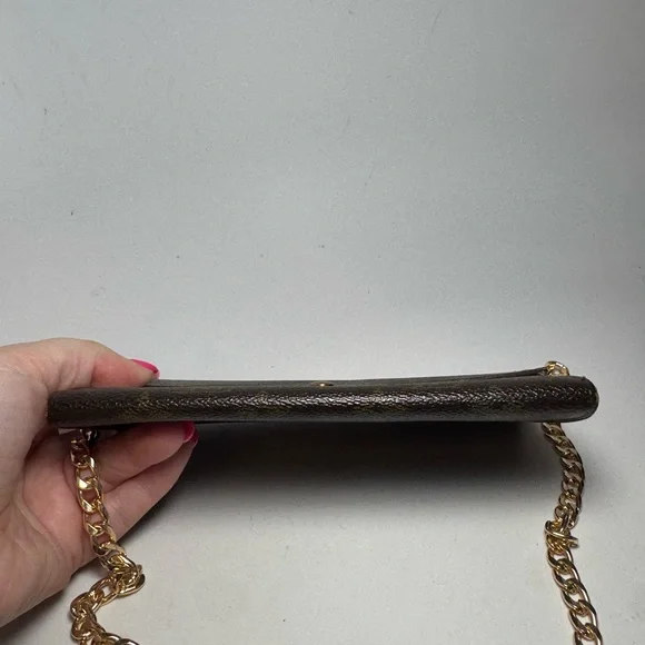 SOLD Louis Vuitton Sarah Monogram Wallet On Chain Vintage Luxury - Picture 10 of 13